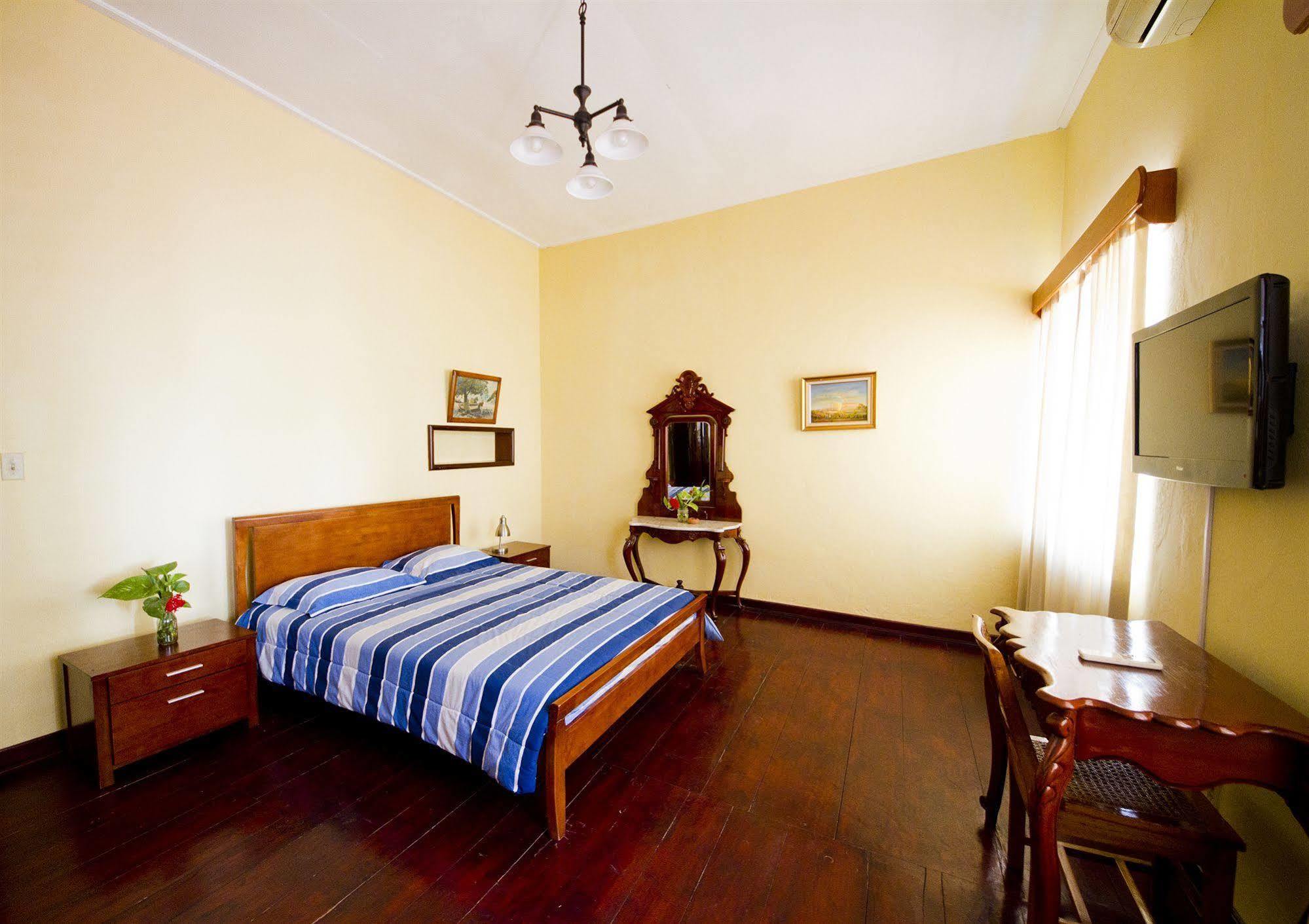 Hotel Mont Joli Cap-Haïtien Kültér fotó