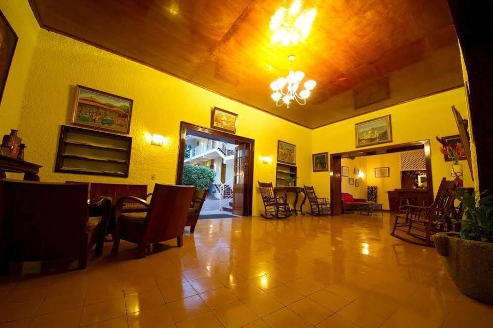 Hotel Mont Joli Cap-Haïtien Kültér fotó